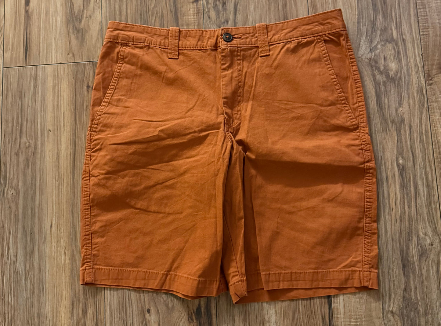 Magellan 32W