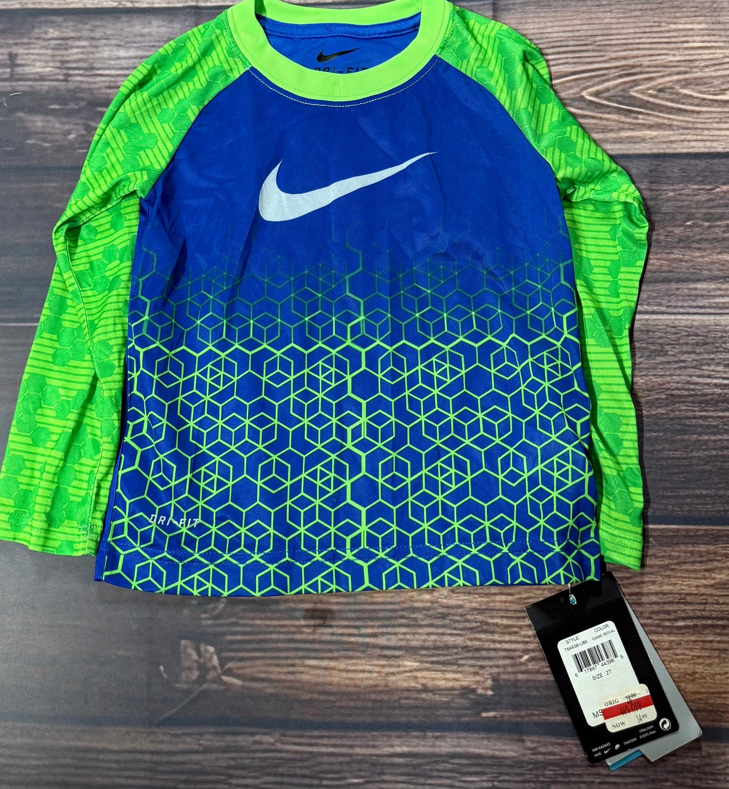 NWT Nike 2T