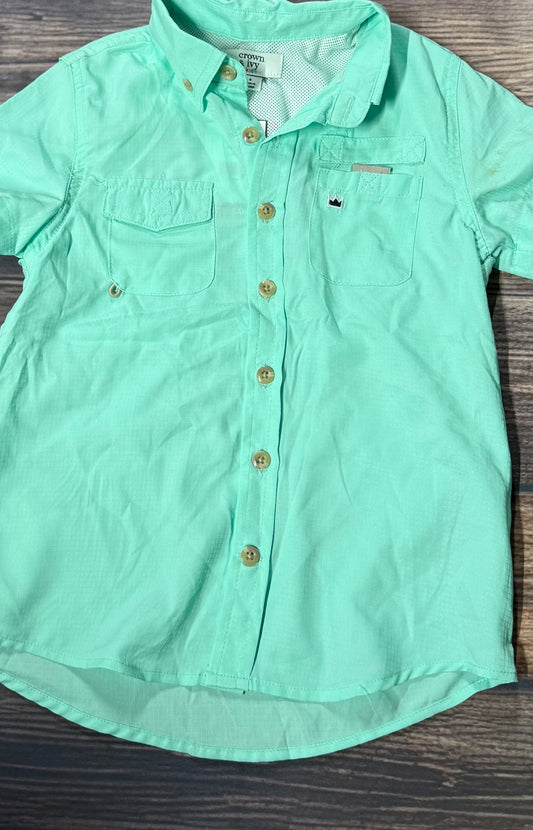 NWT crown & ivy 4..$34 new..has some spots