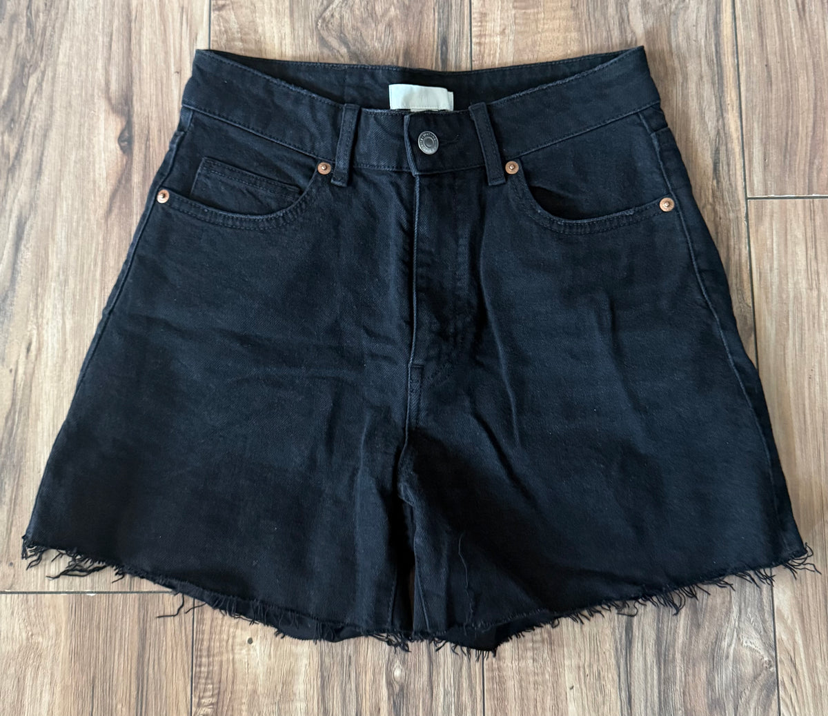 H&M 4