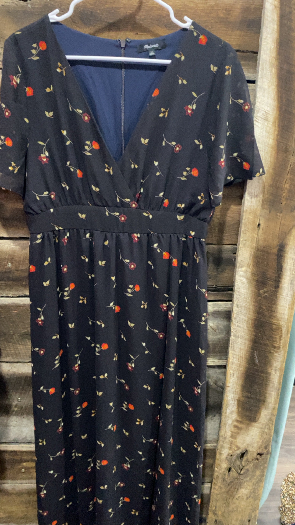 Madewell size 10.. retails $148