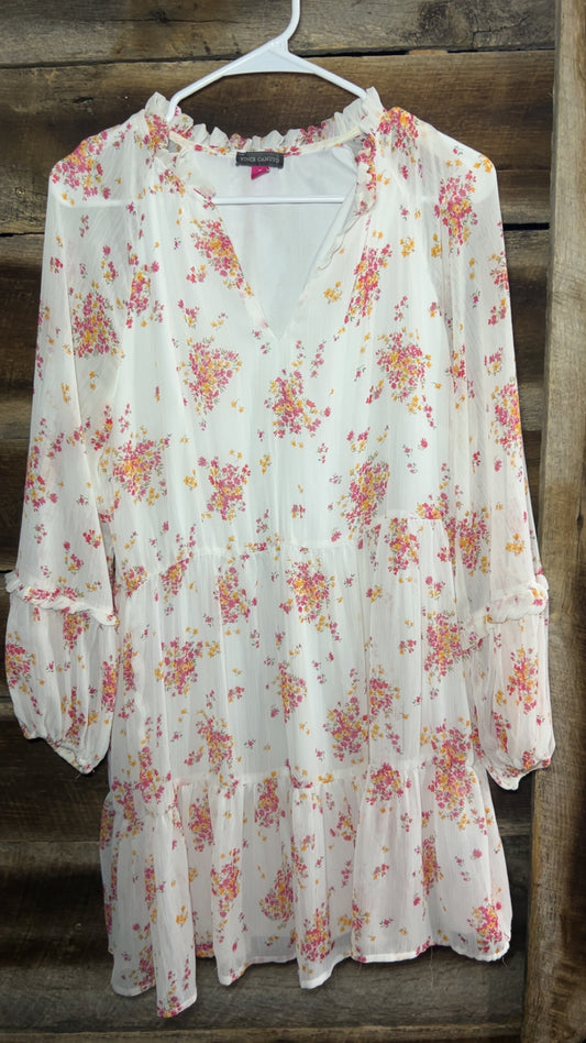 Vince Camuto dress size medium