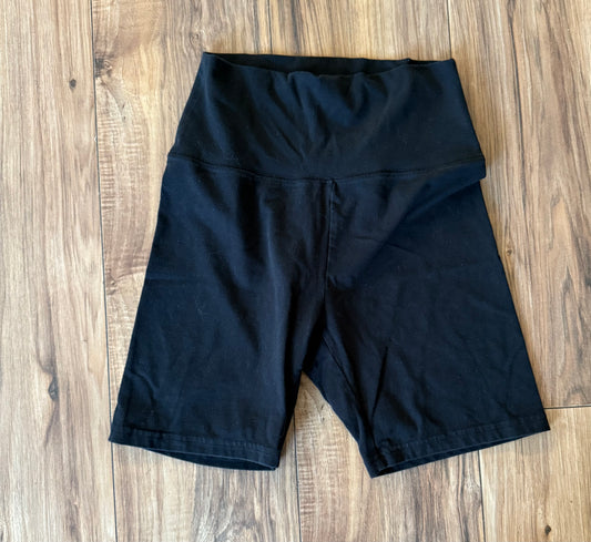 Aerie medium