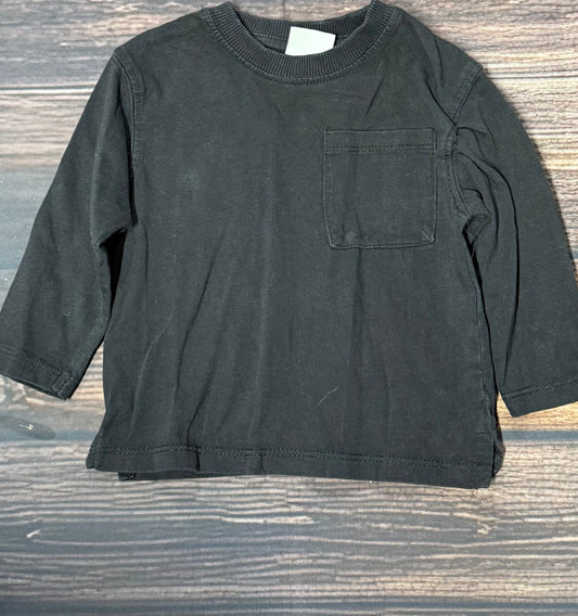 Zara 6-9m..has small staining