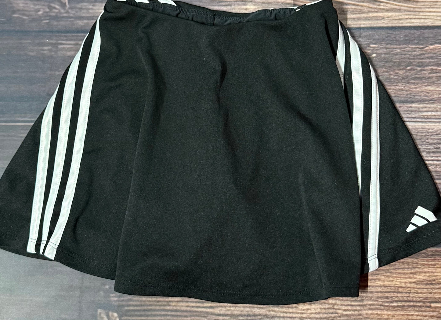 Adidas 7/8..has shorts under