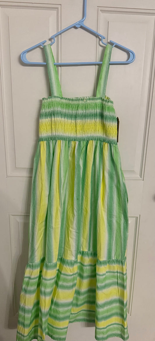 New in large..has small spot..has pockets!