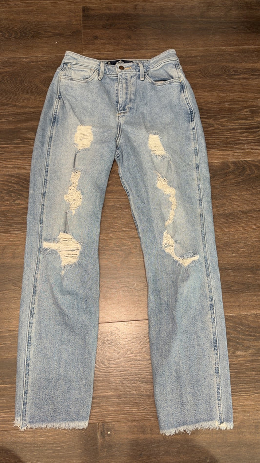 Hollister size 5R.. 27/27