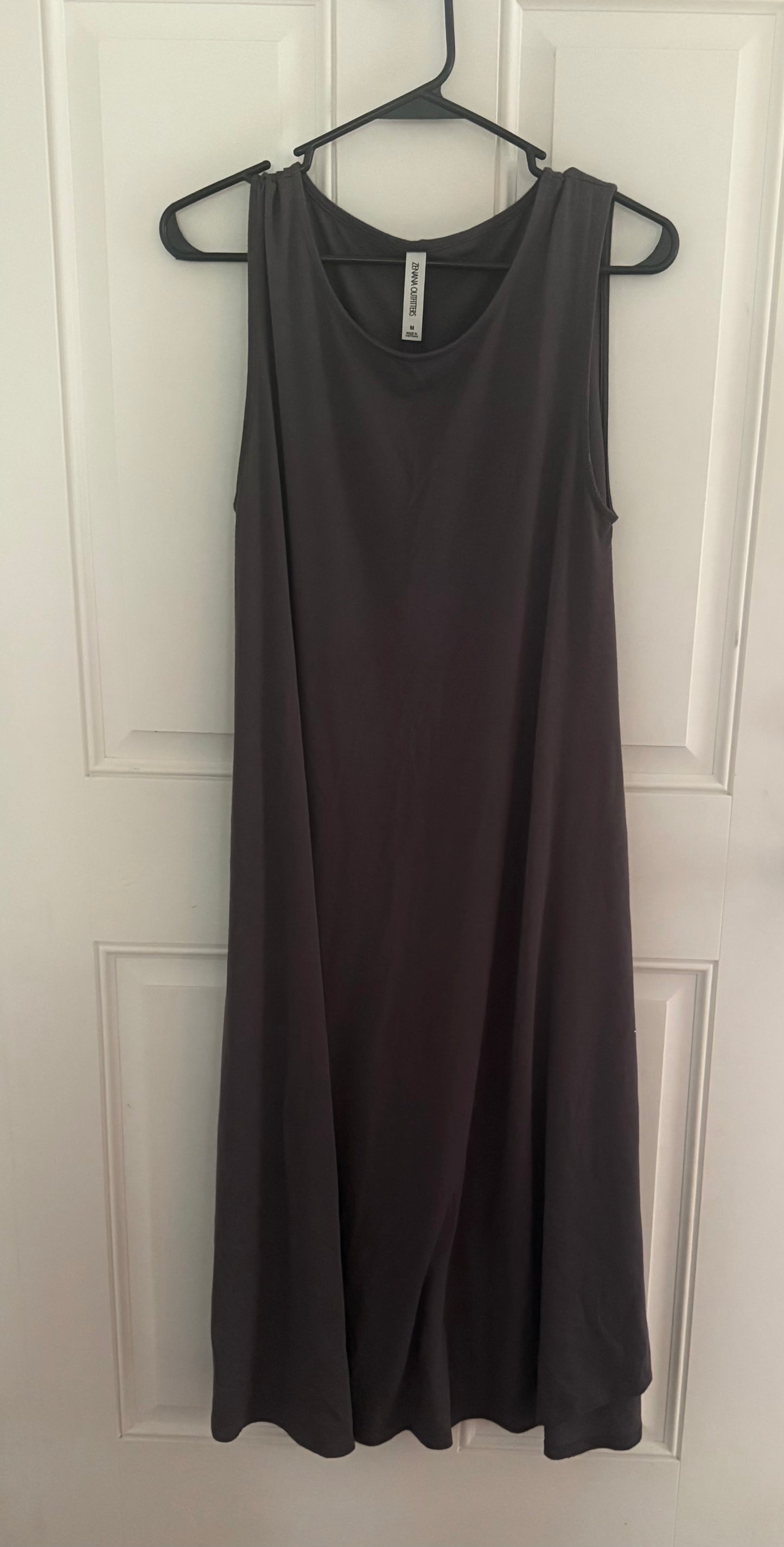 Zenana medium..color is charcoal gray