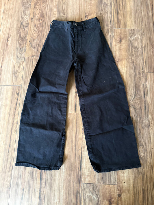 Universal Thread 2 wide leg