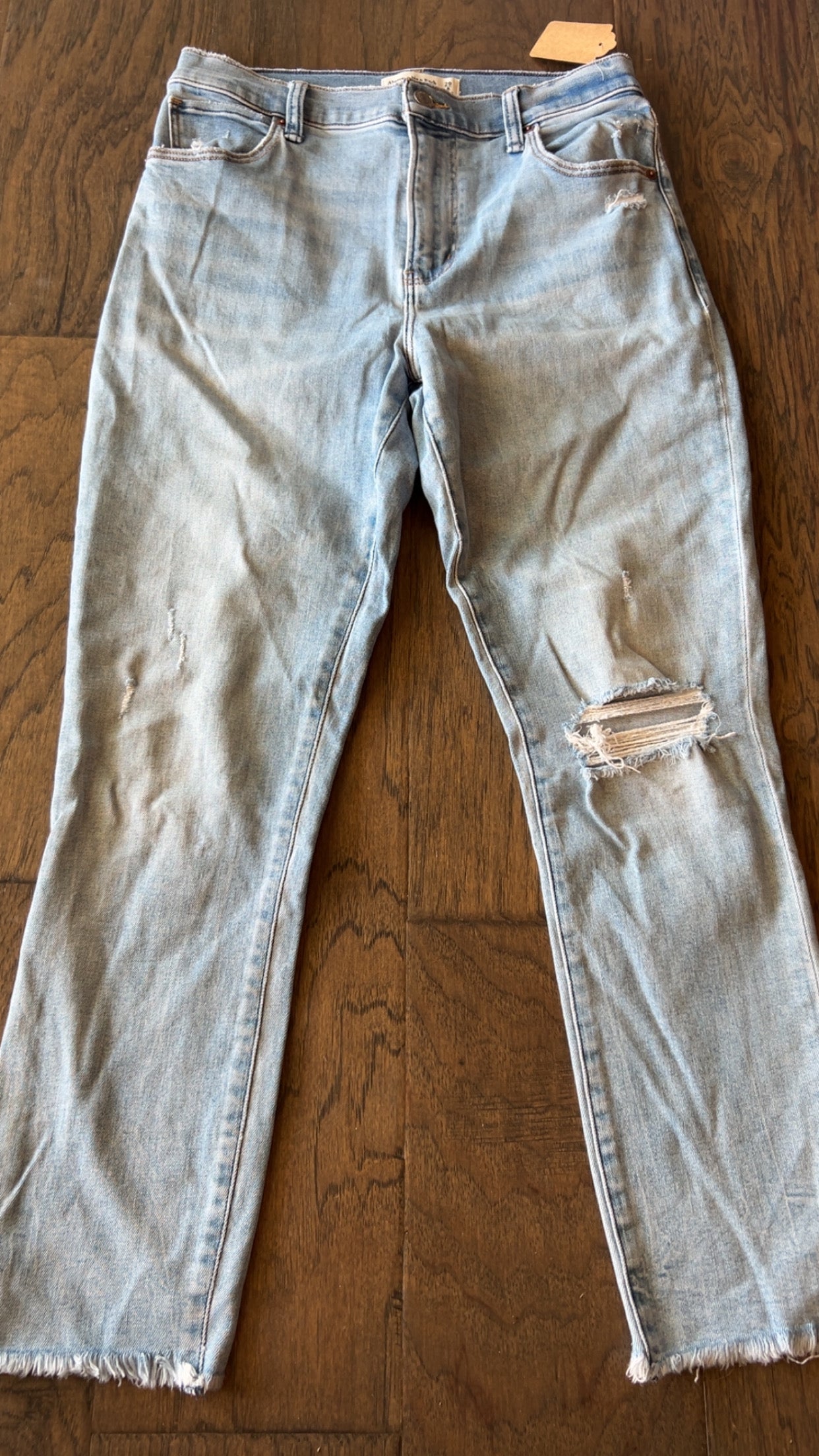 Abercrombie & Fitch the super skinny high rise size 8/29