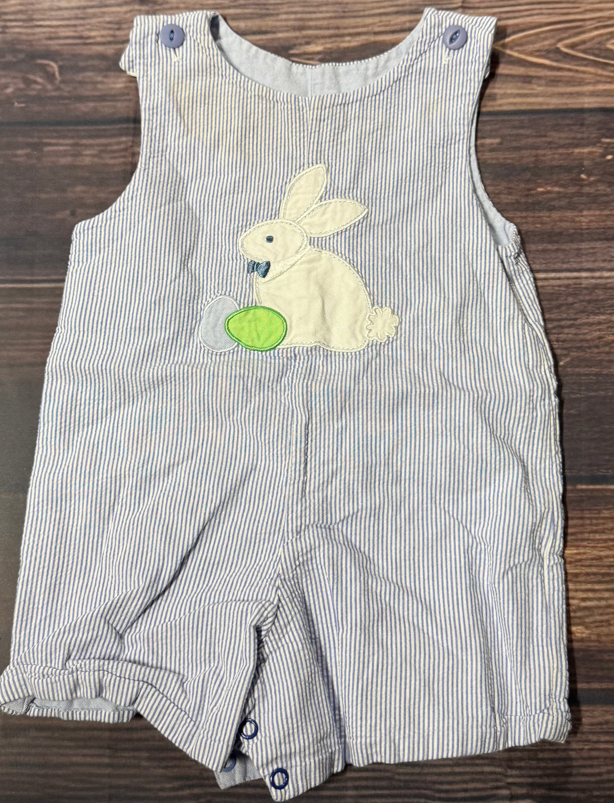 3-6m..has a stain