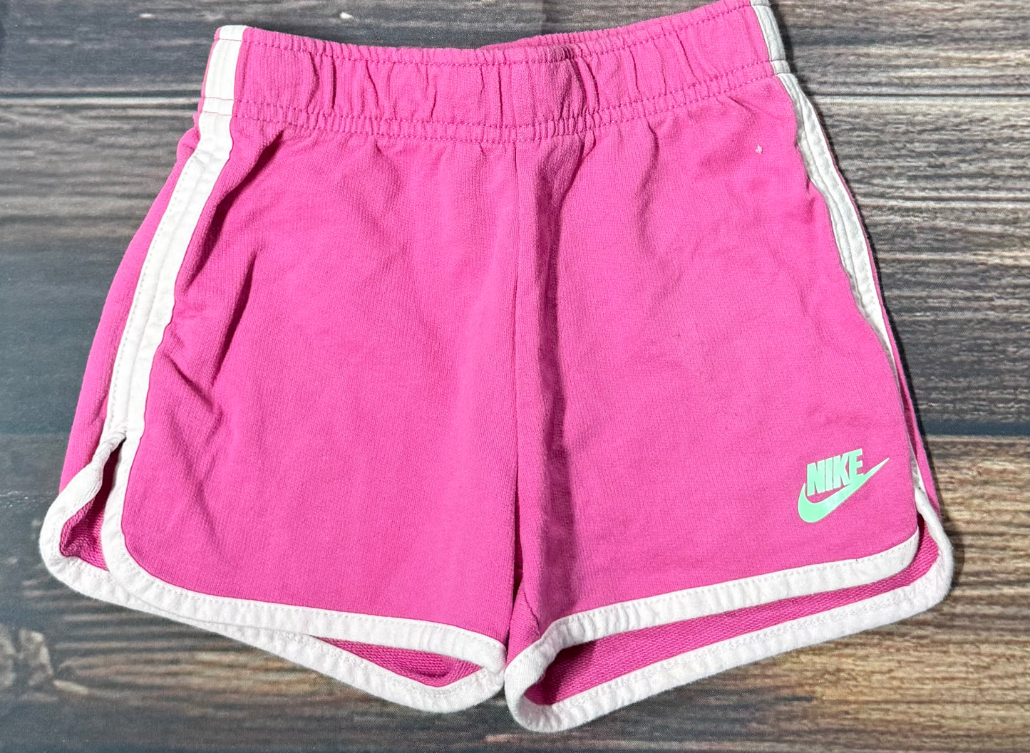 Nike 24m