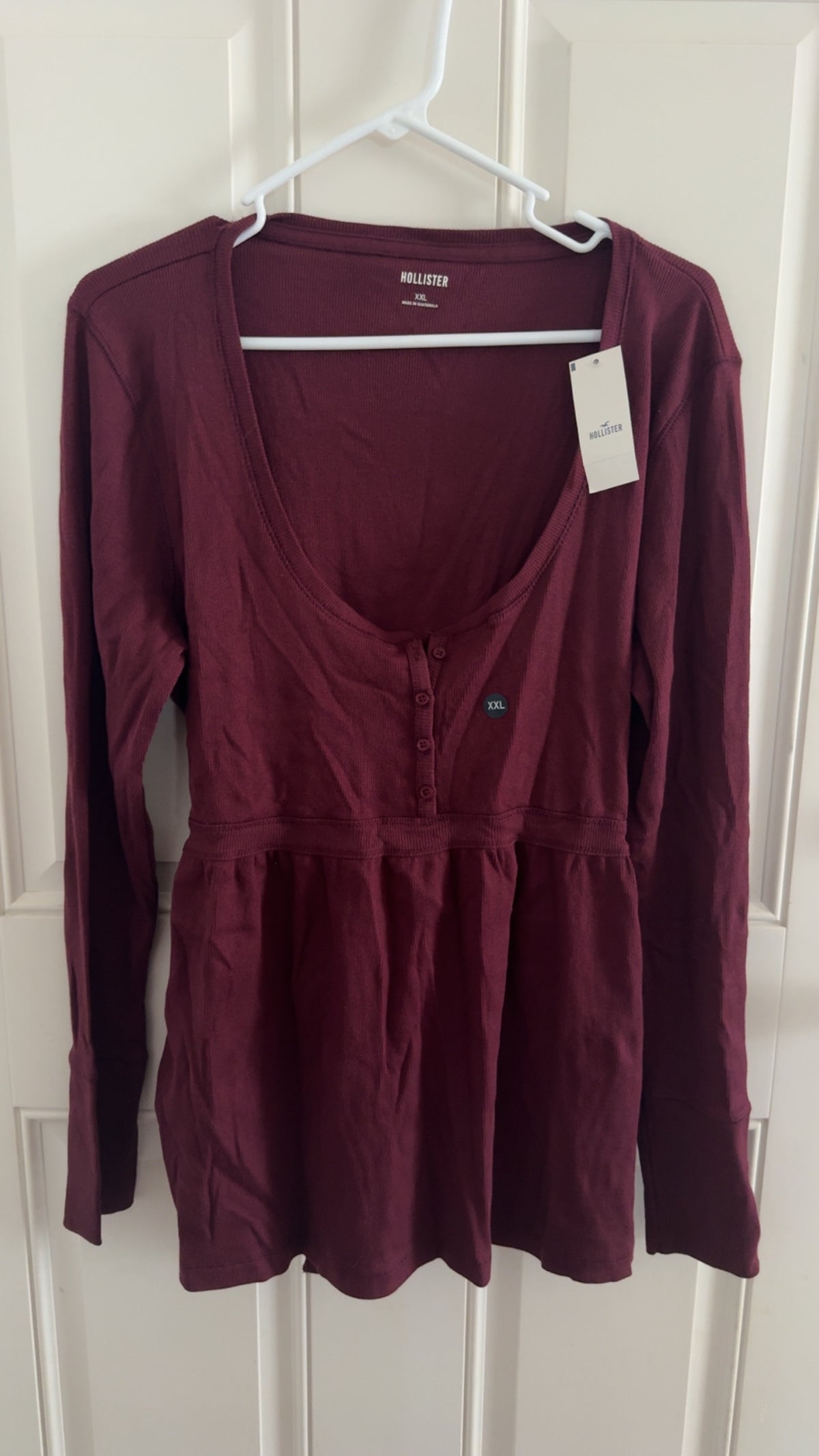 NWT Hollister XXL..retail $30