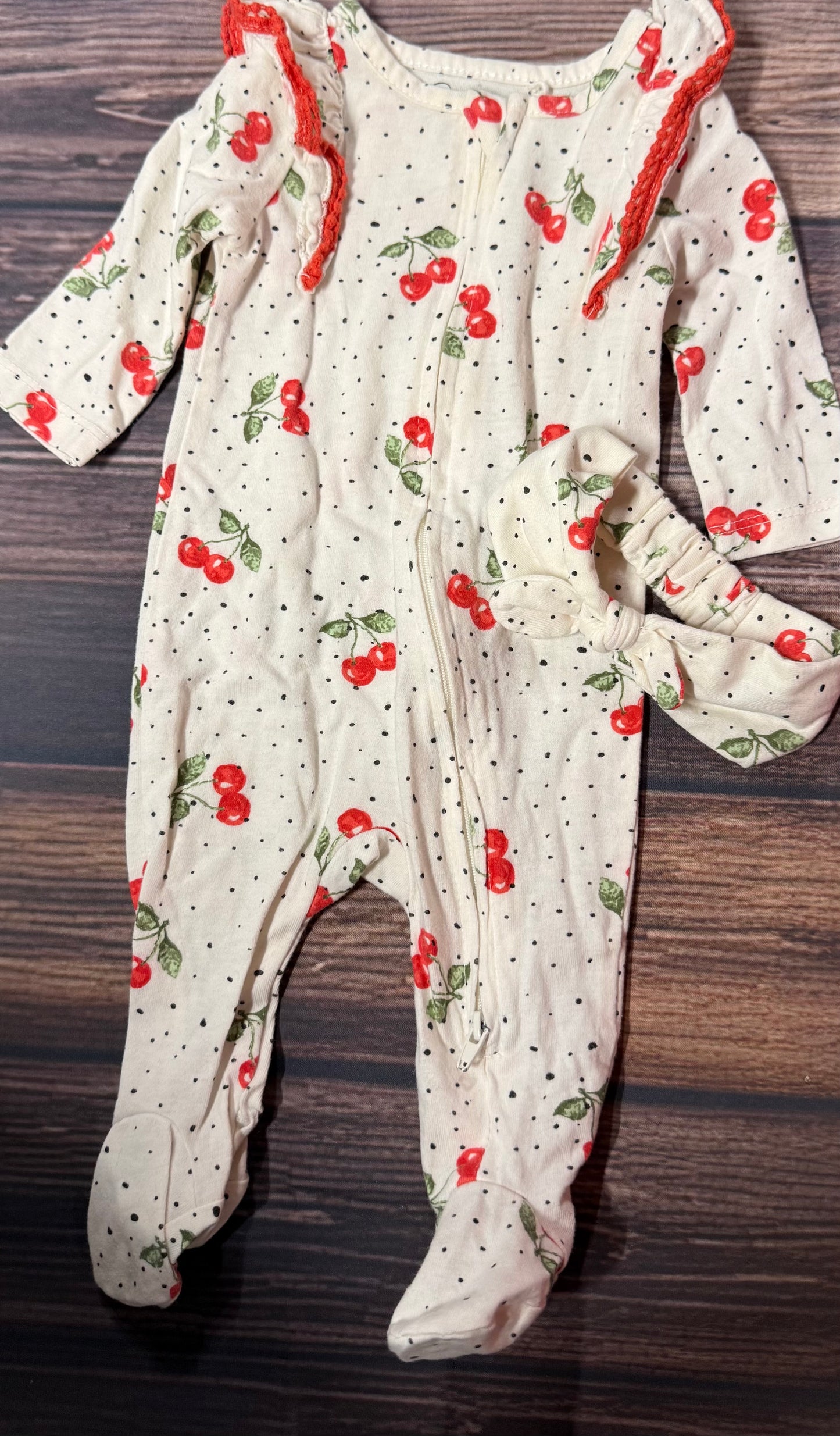 Jessica Simpson 0-3m