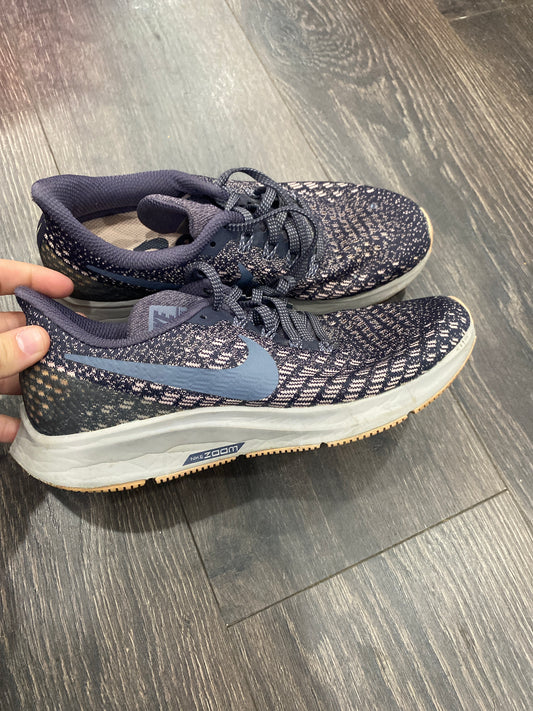 Nike Zoom size 7