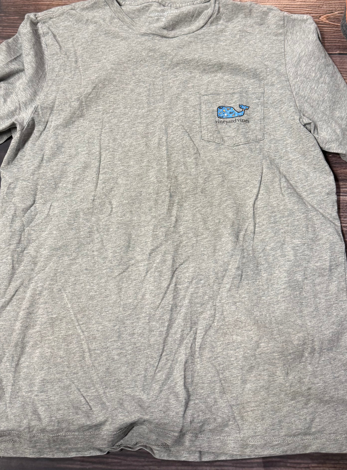 Vineyard Vines xl 18