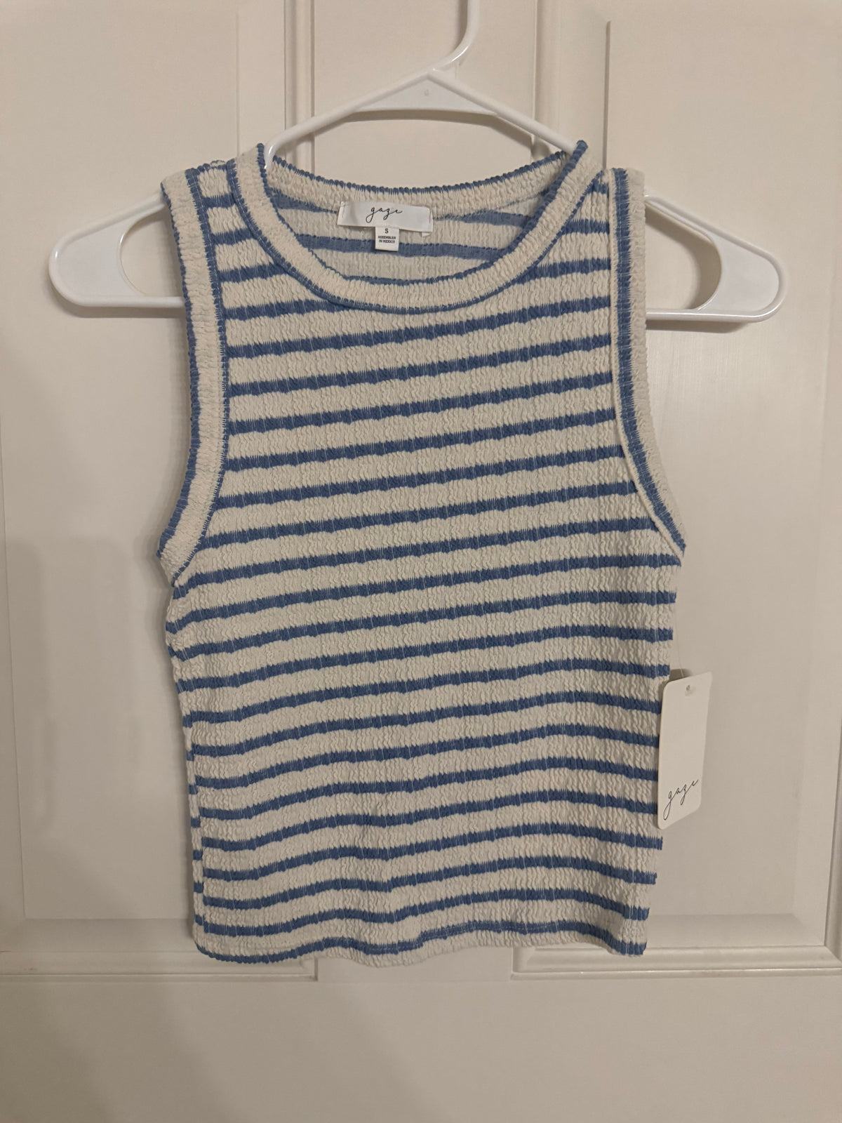 NWT gaze small
