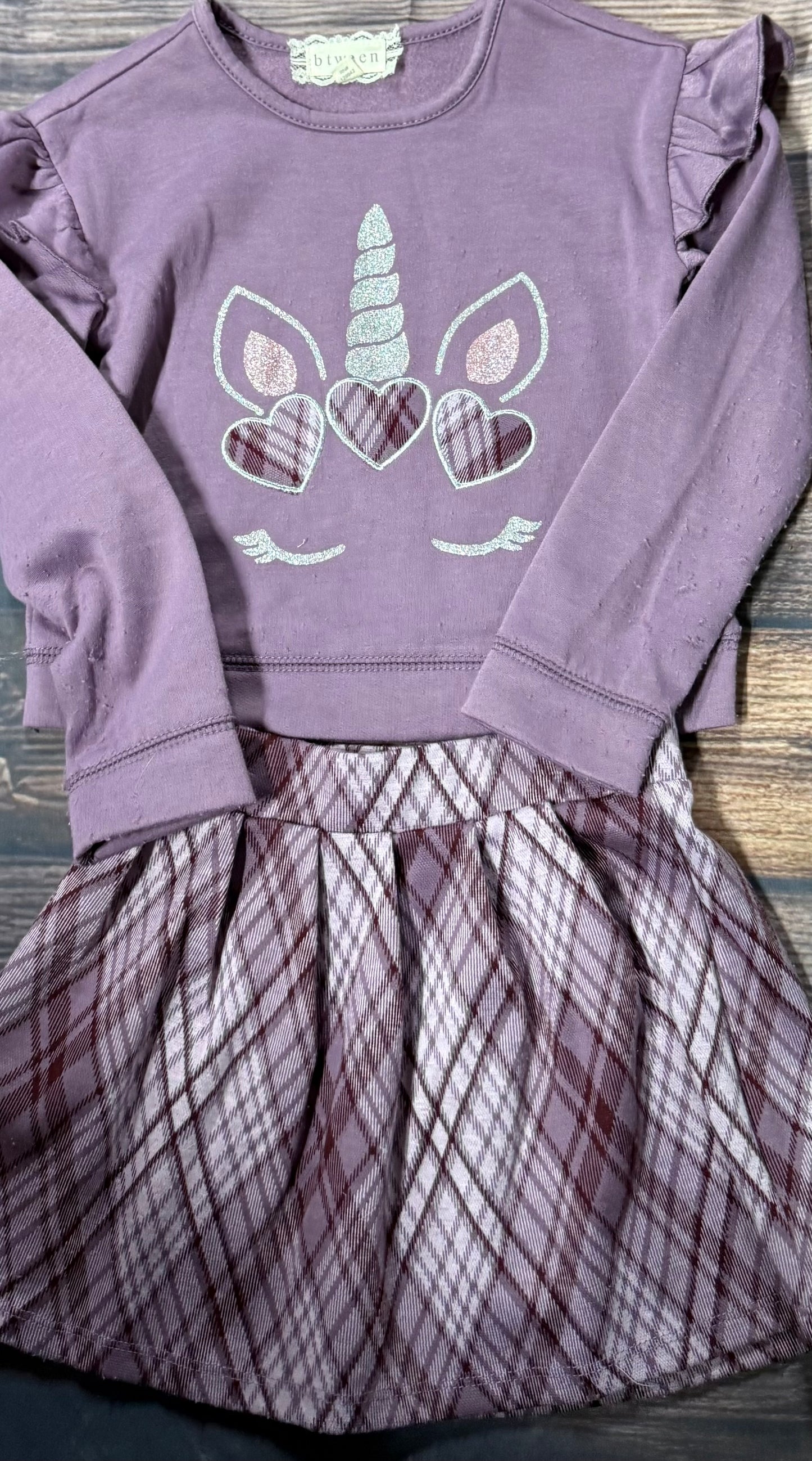 Btween 5..piling on sleeves