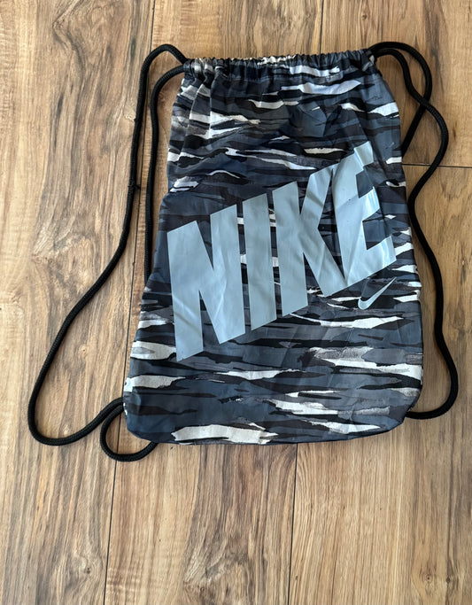 Nike drawstring bag