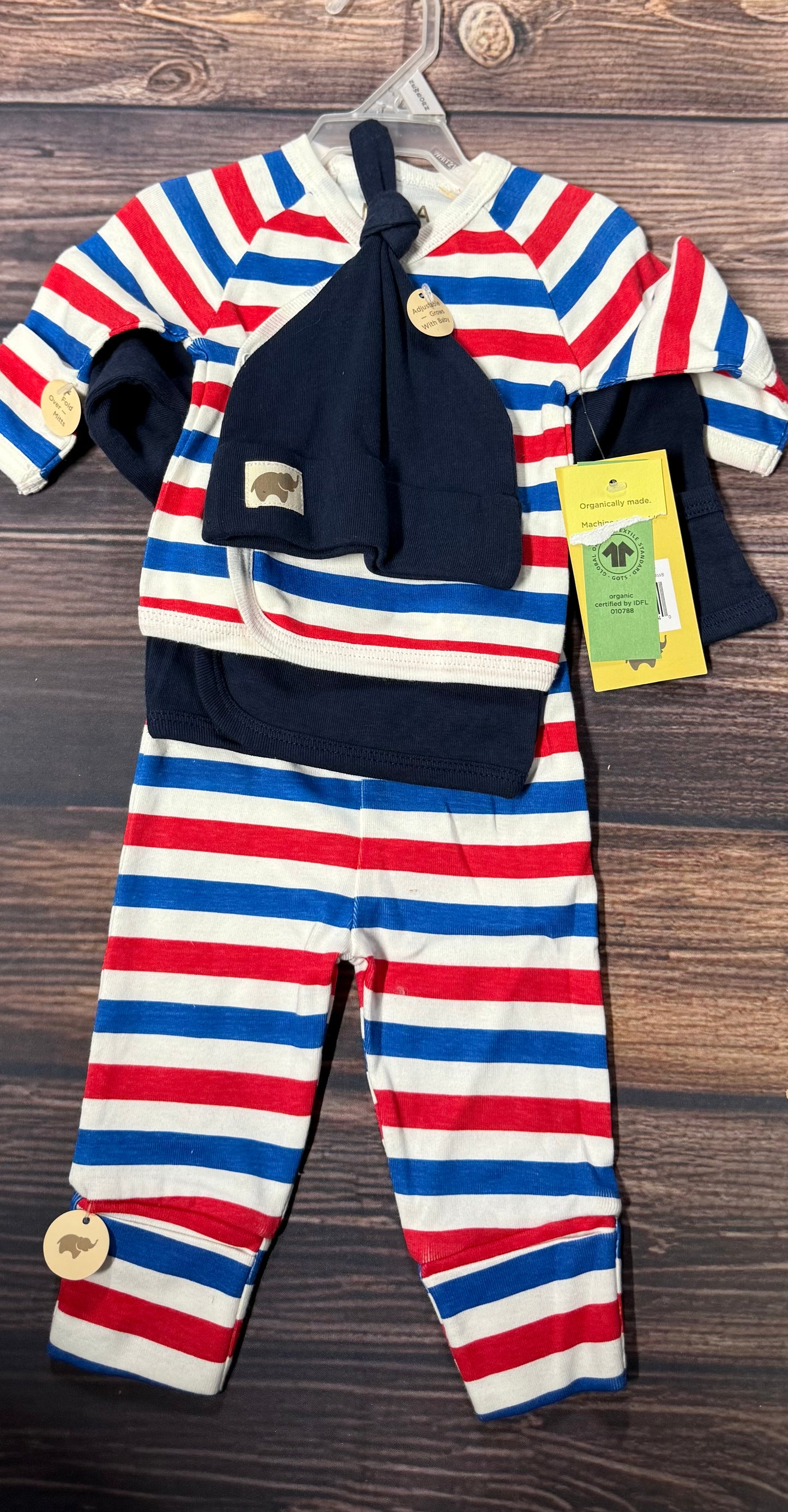 NWT Monica + Andy newborn