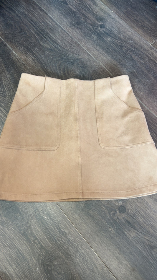 Listicle skirt size small