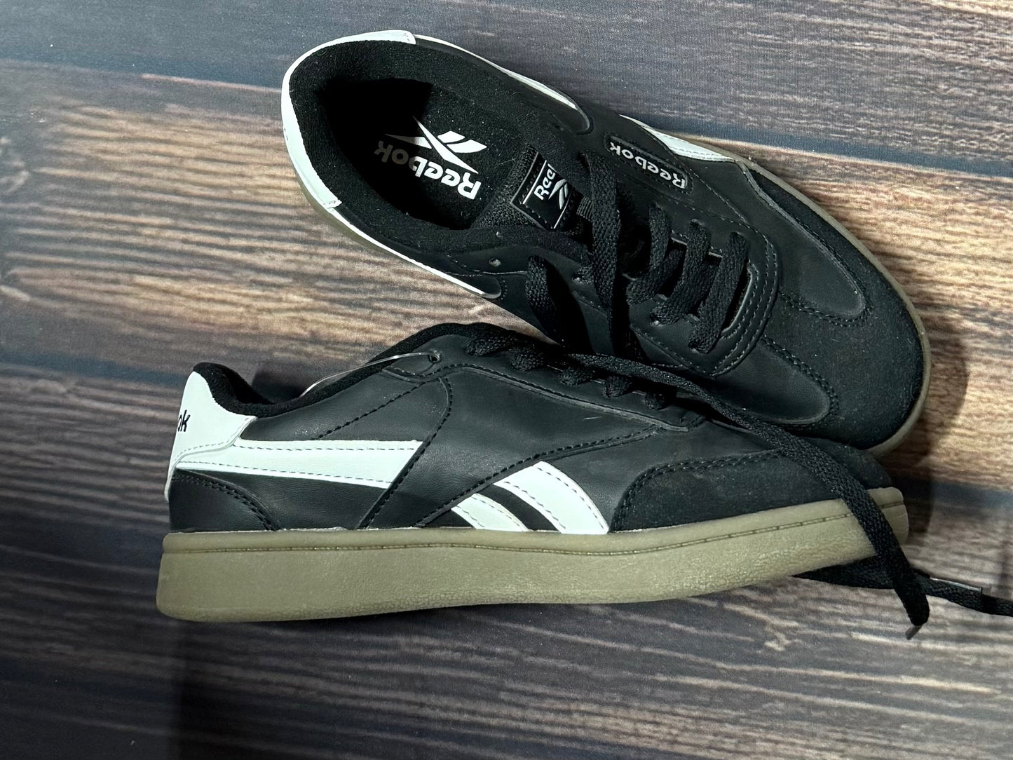 NWOT Reebok 3