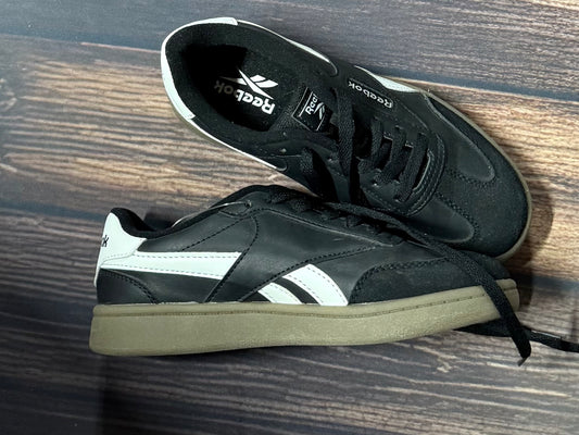 NWOT Reebok 3