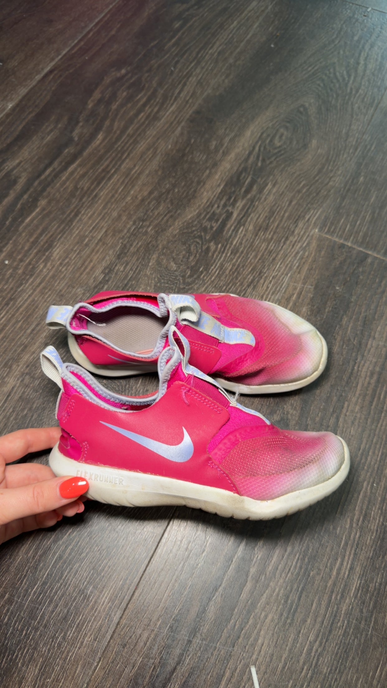 Nike size 1Y