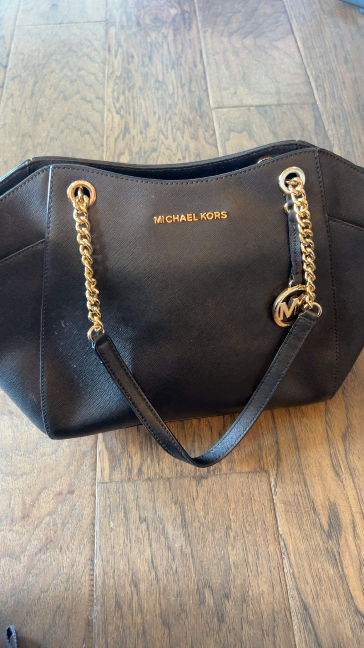 Michael Kors purse