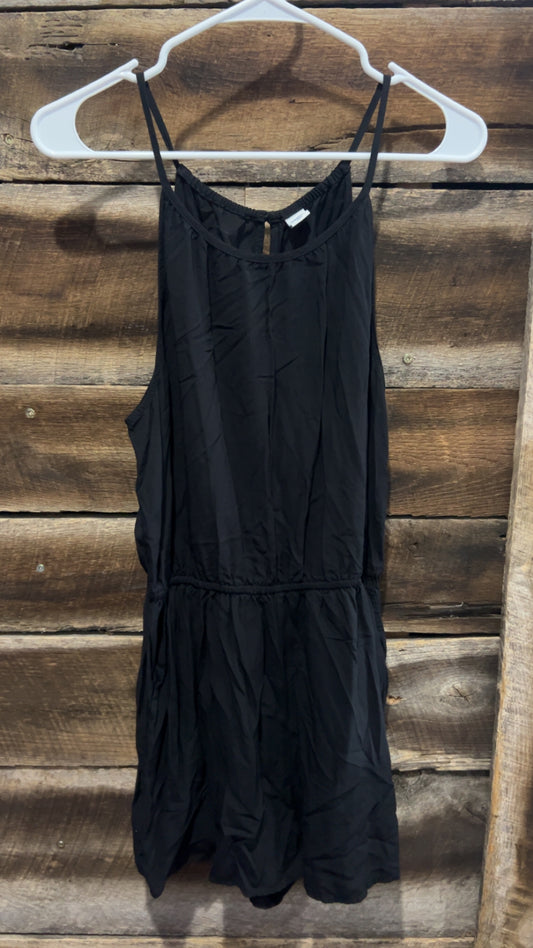 Old Navy medium romper with pockets