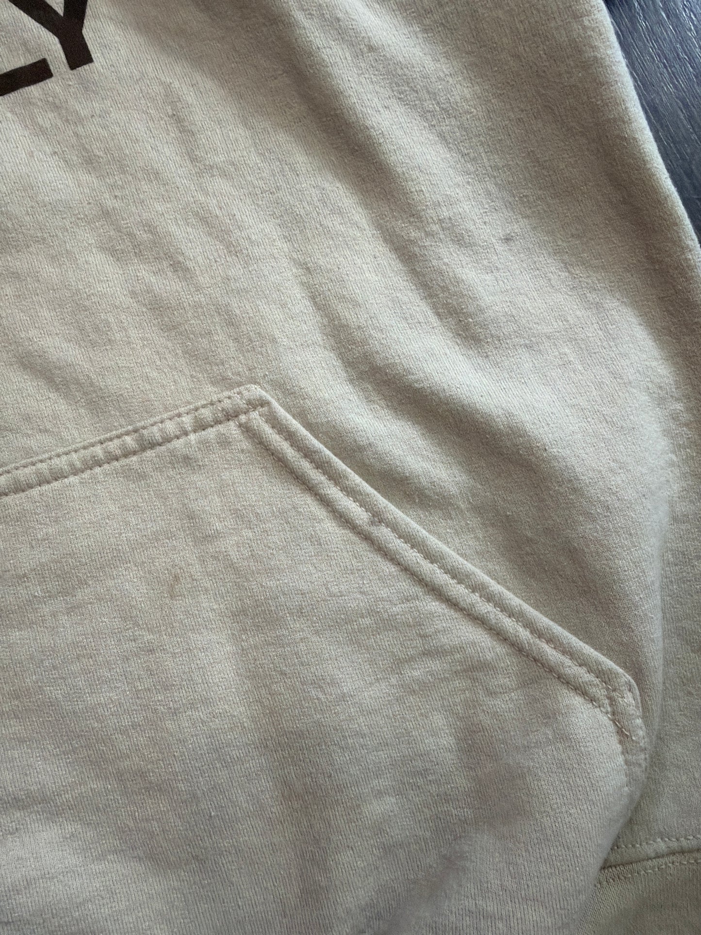 Lonely ghost small, small stains