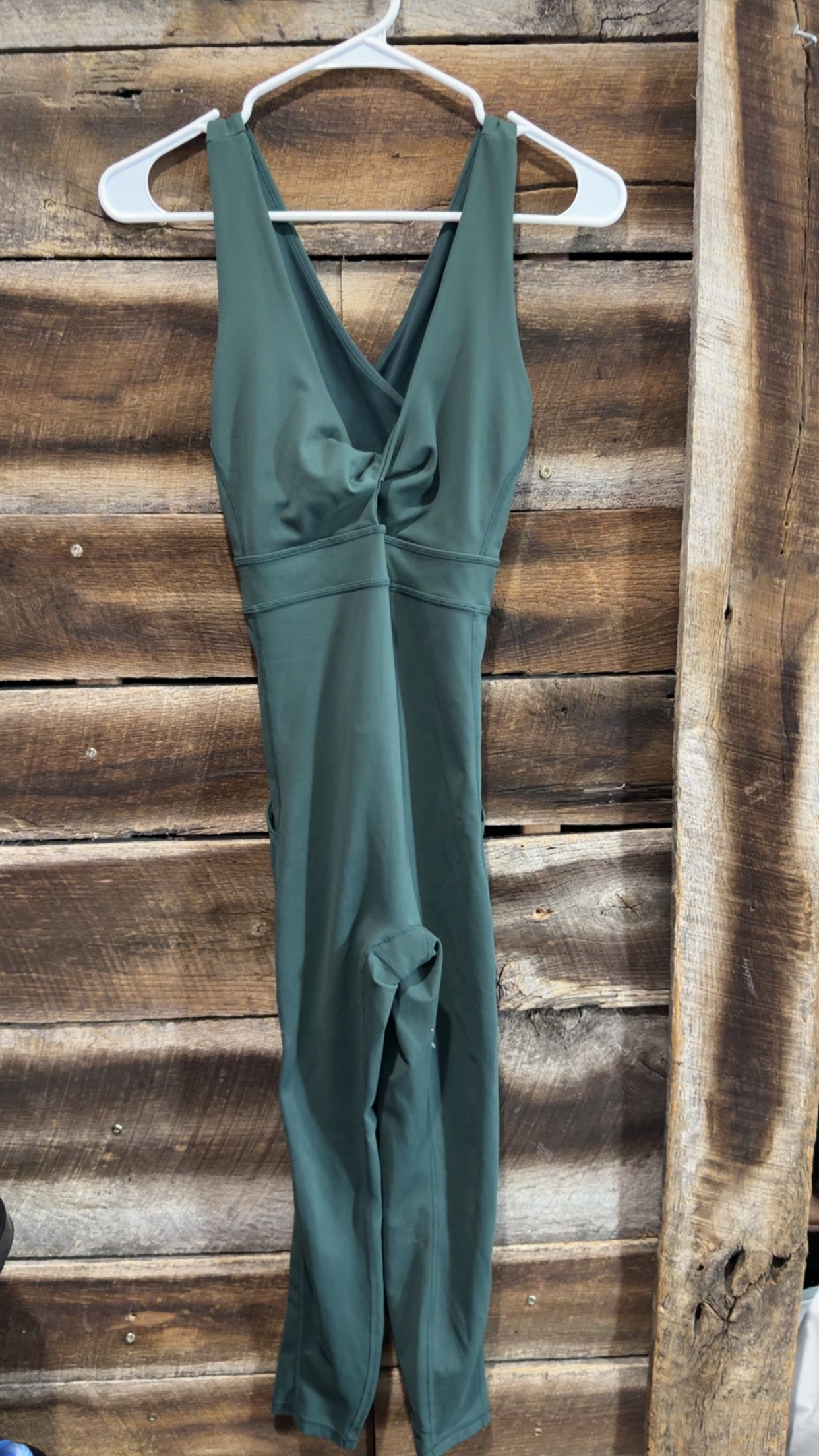 Fabletics size M Retail $125