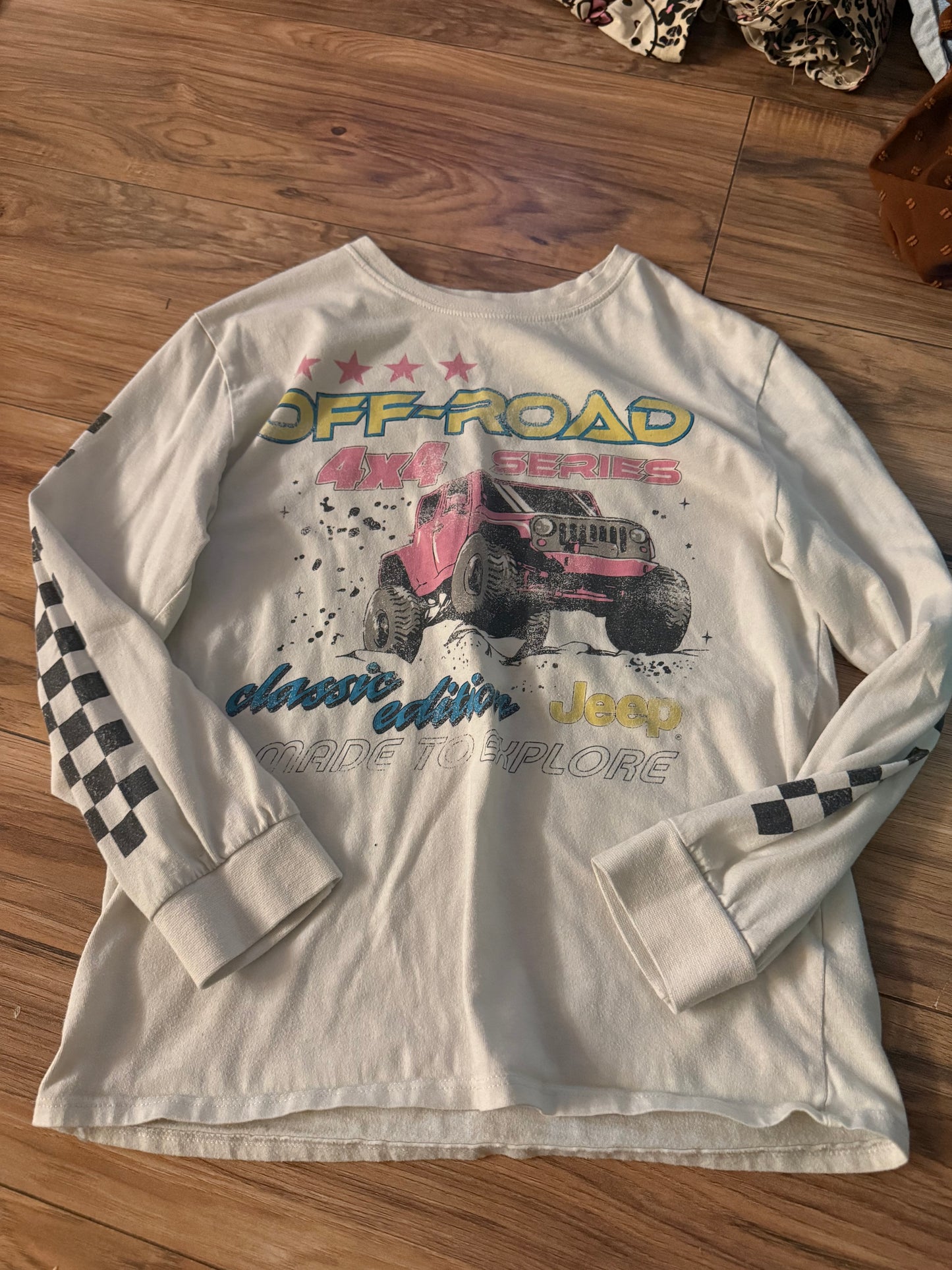 Jeep medium