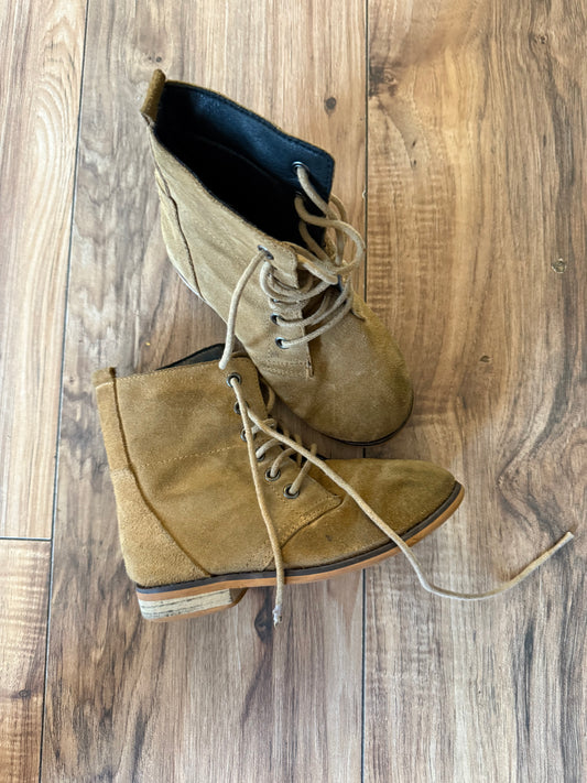 Size 10