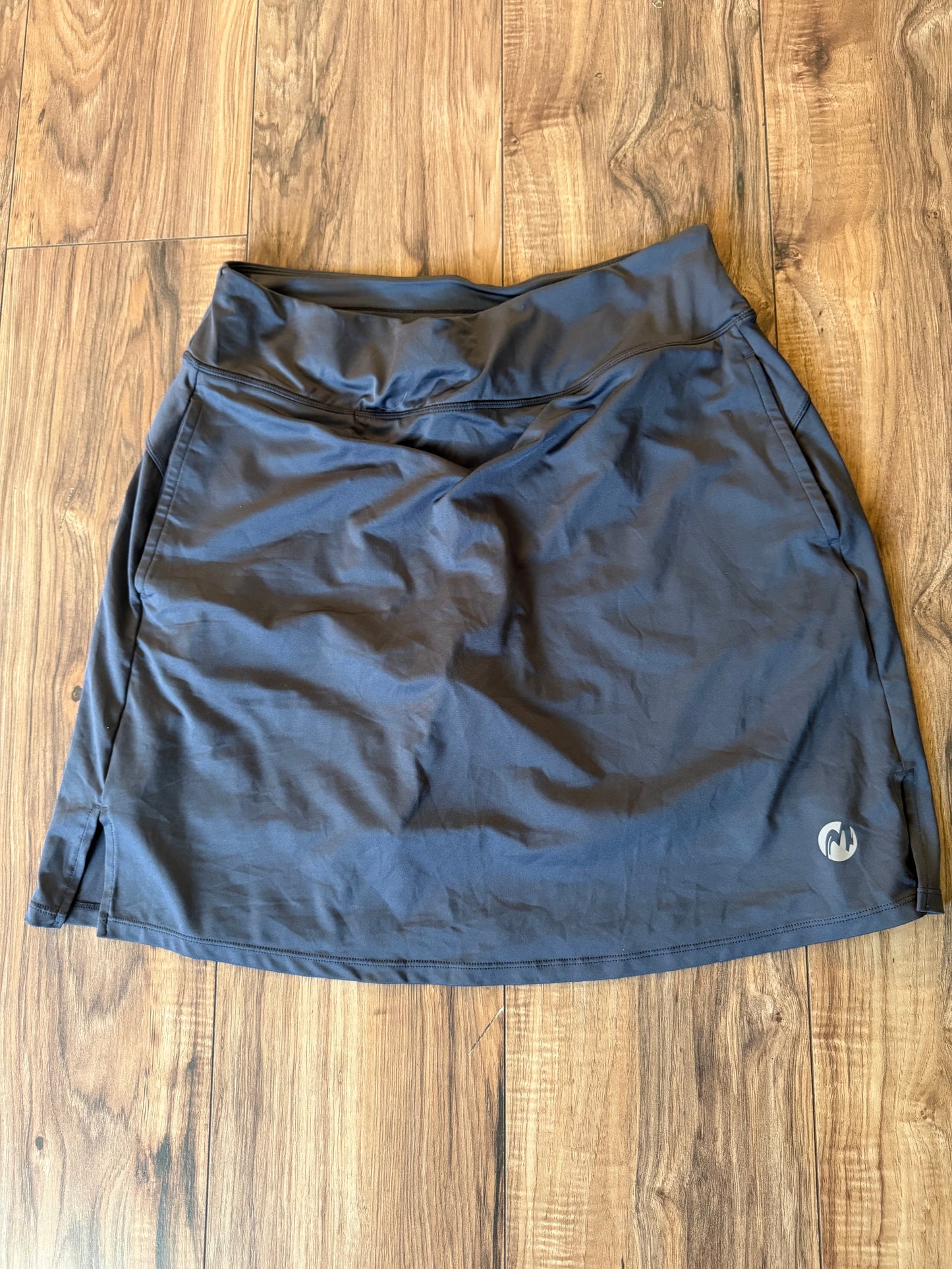 Large..shorts built in