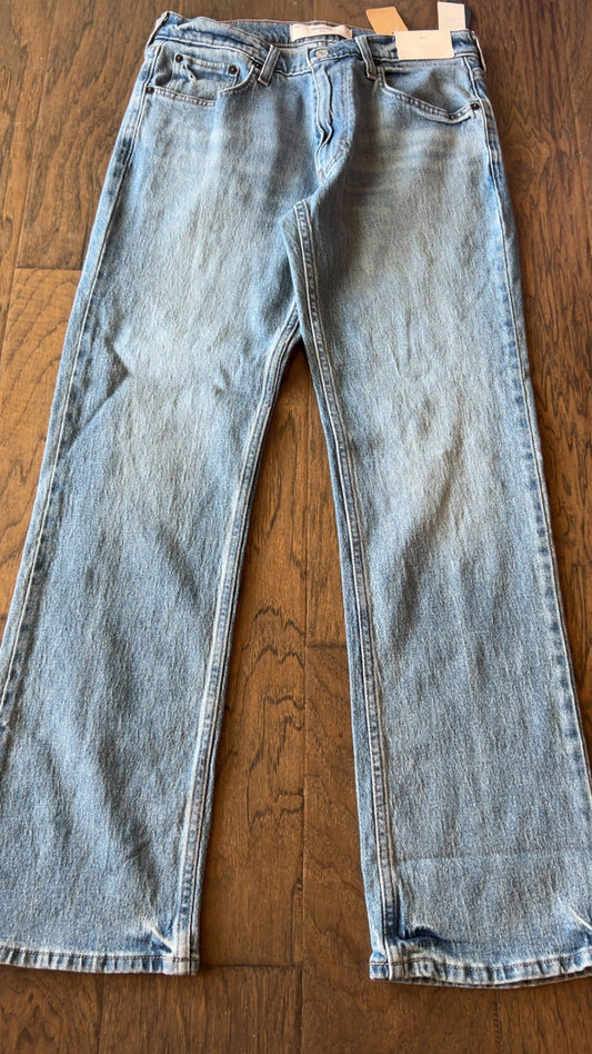NWT Hollister boot size 31x32