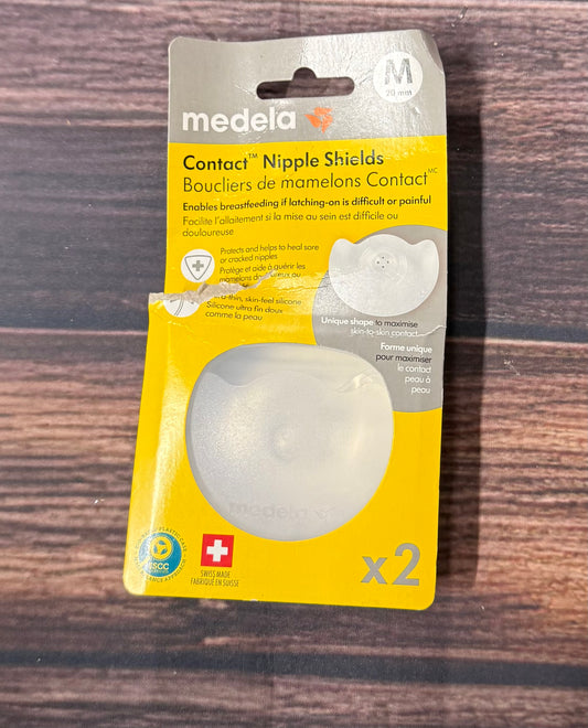 NEW medela nipple shields