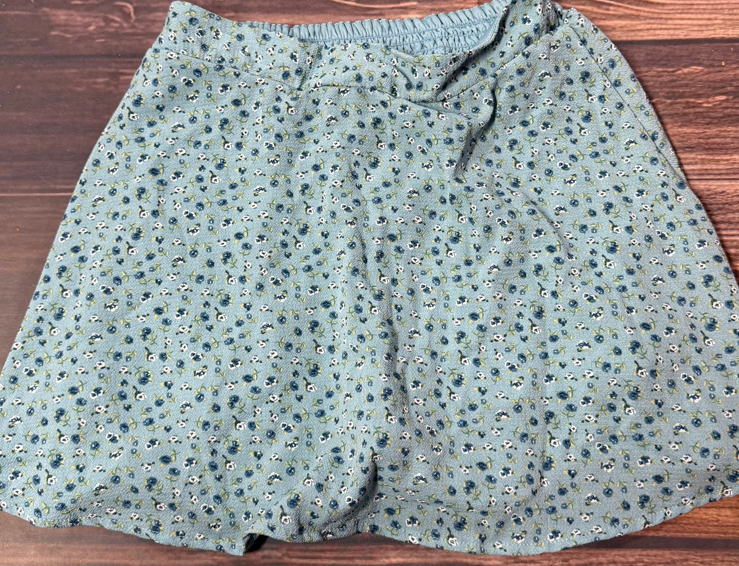 Speechless 12..shorts under