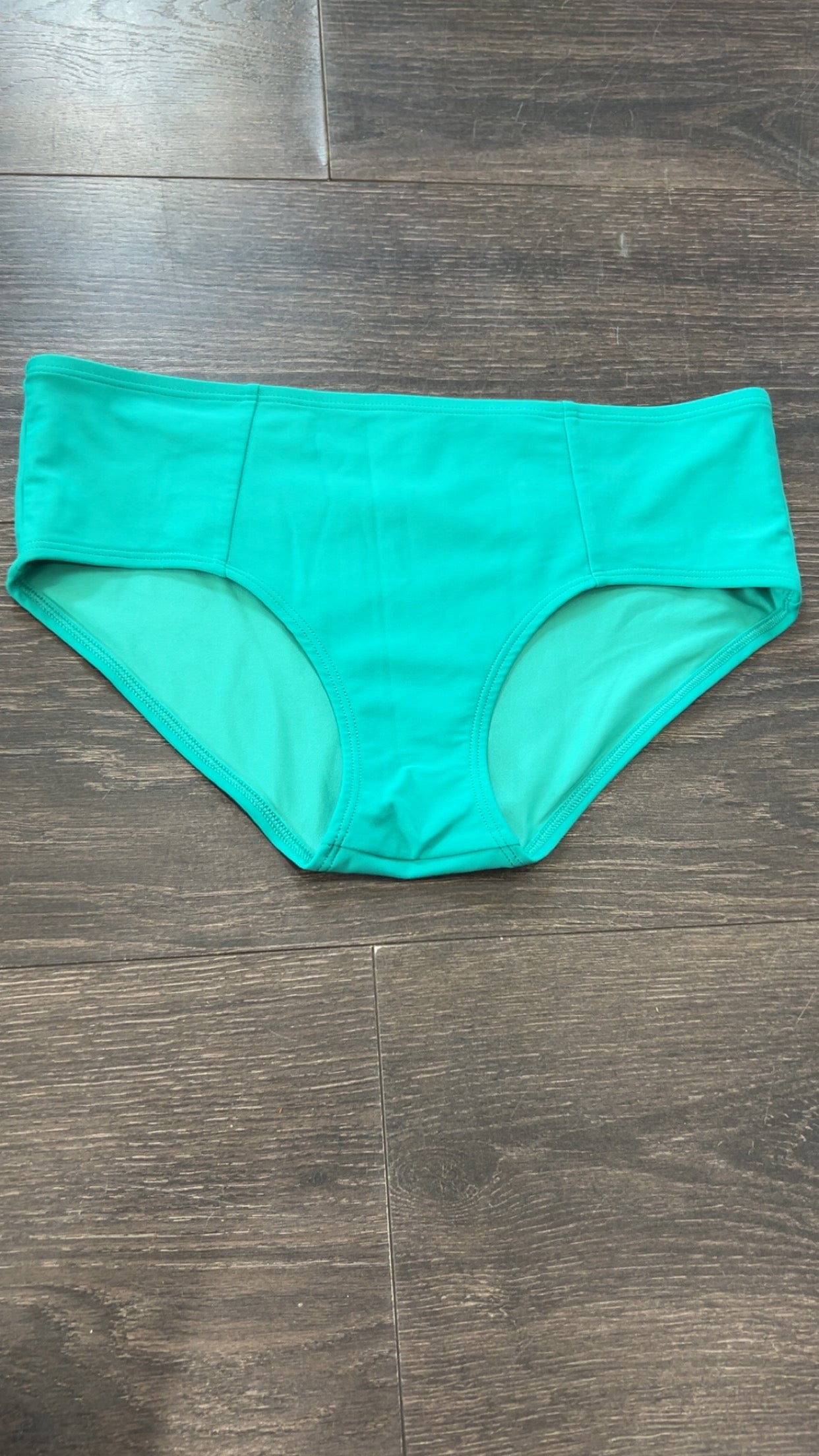Aerie small