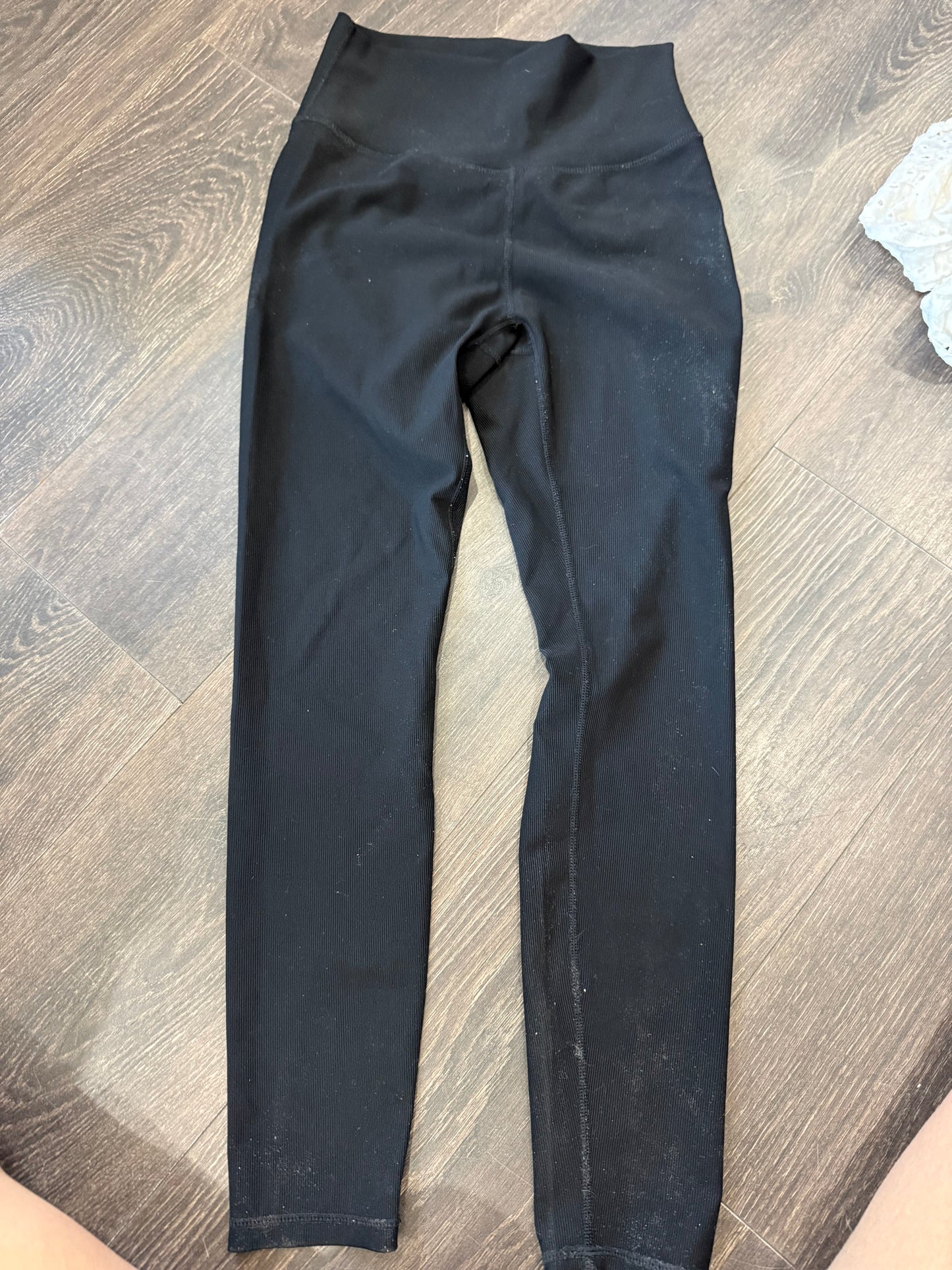 wilo leggings size medium