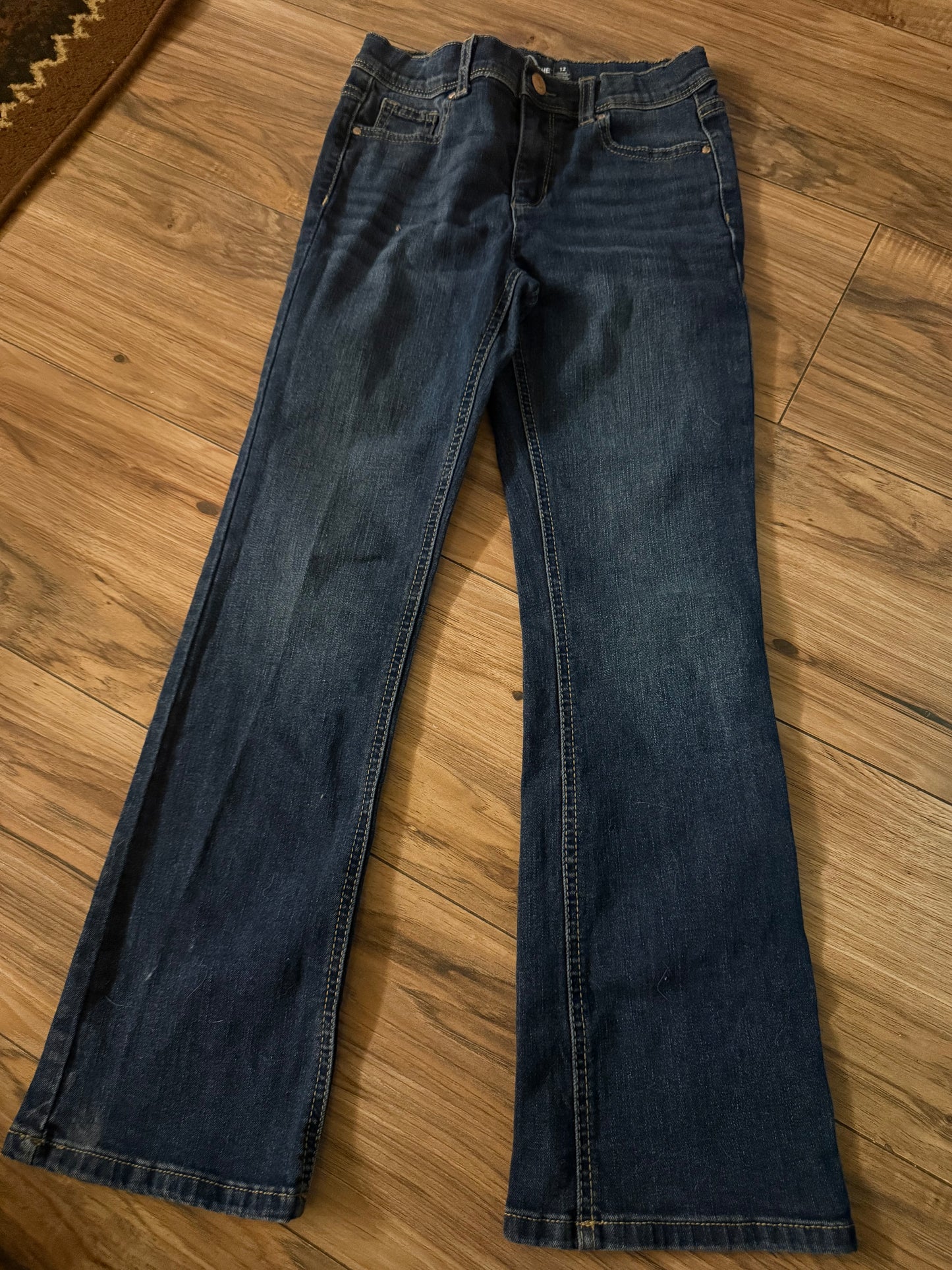 Jordache 12 bootcut..has spots