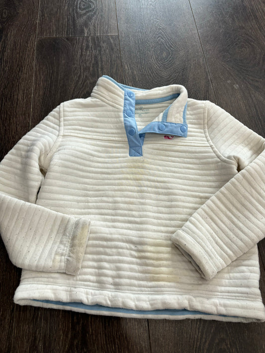 vineyard vines xs 5/6..has small spots