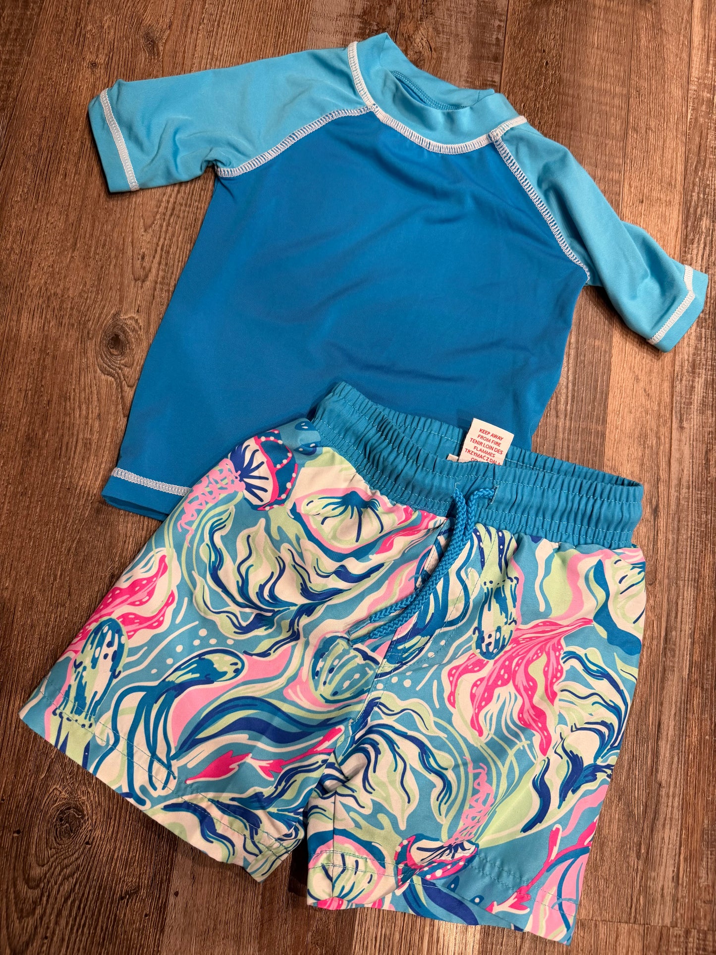 tommy bahama 2t