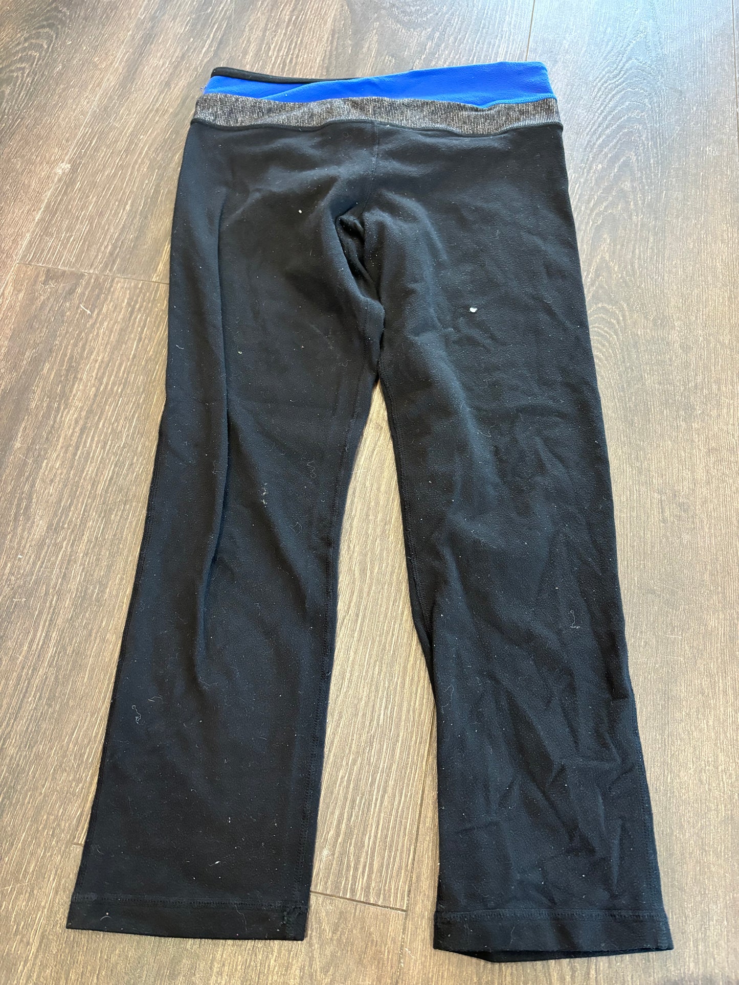 lululemon size 4