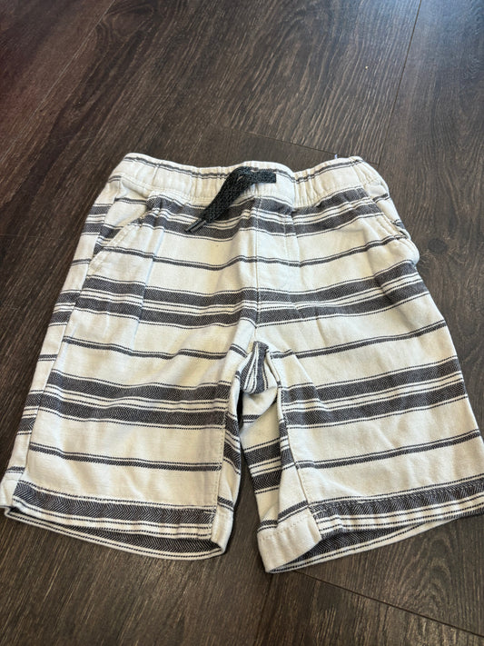 old navy small 6/7