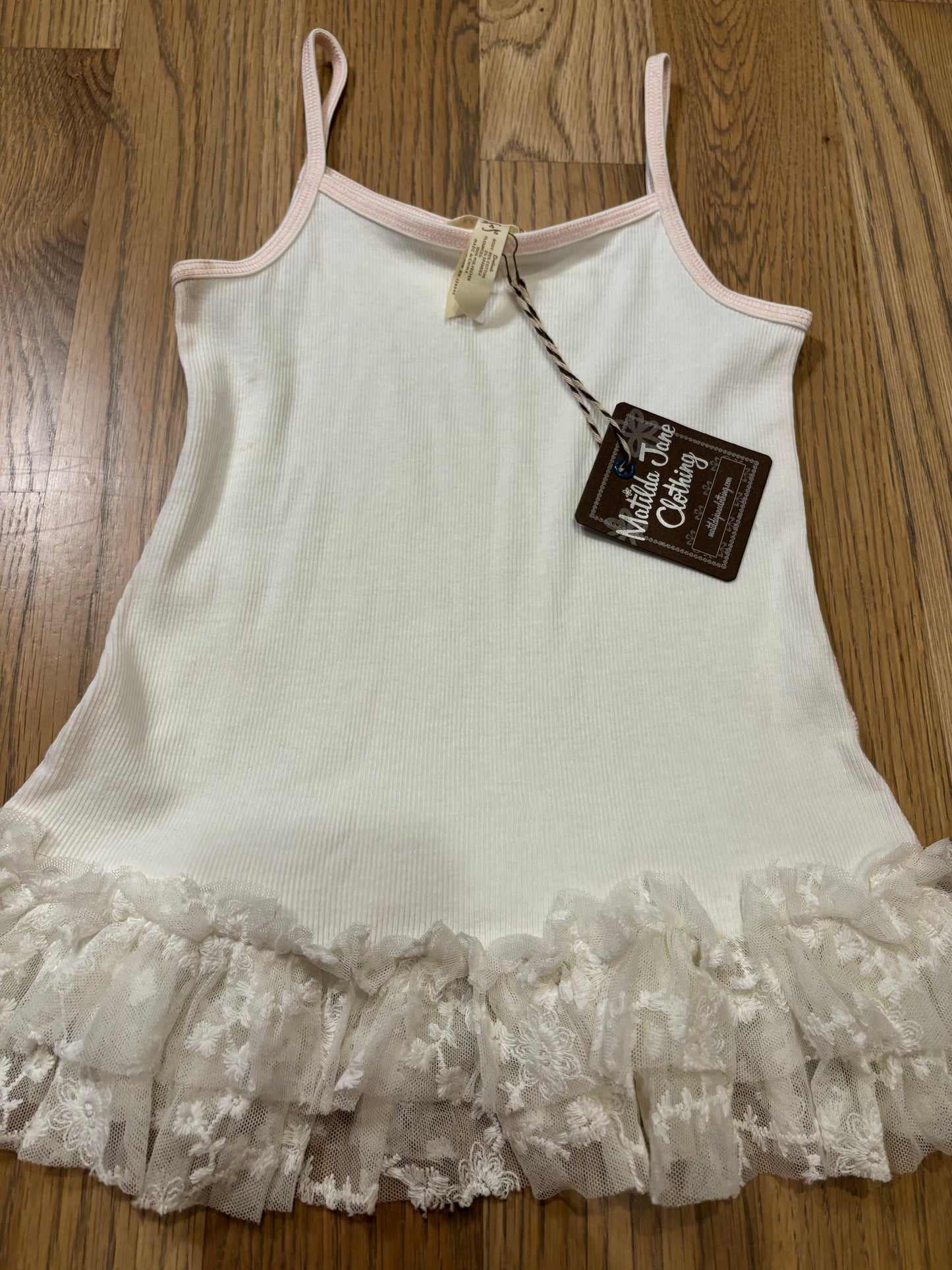 NWT Matilda jane 4