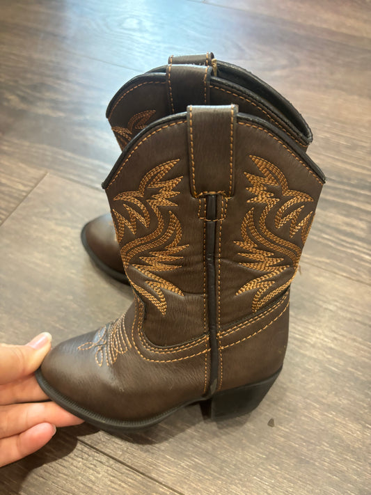 austin size 6