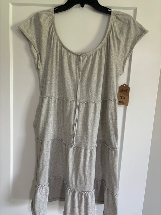 NWOT american eagle medium