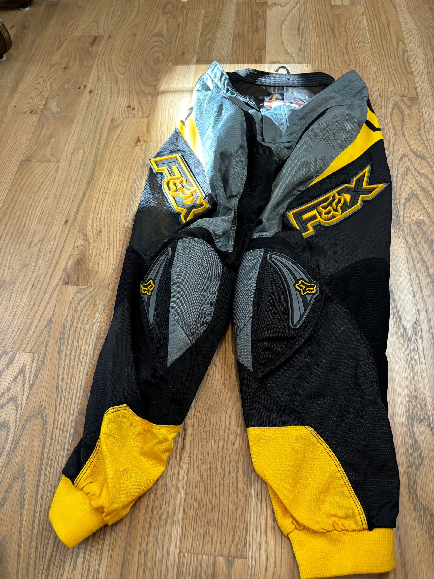 Fox size 32 racing pants