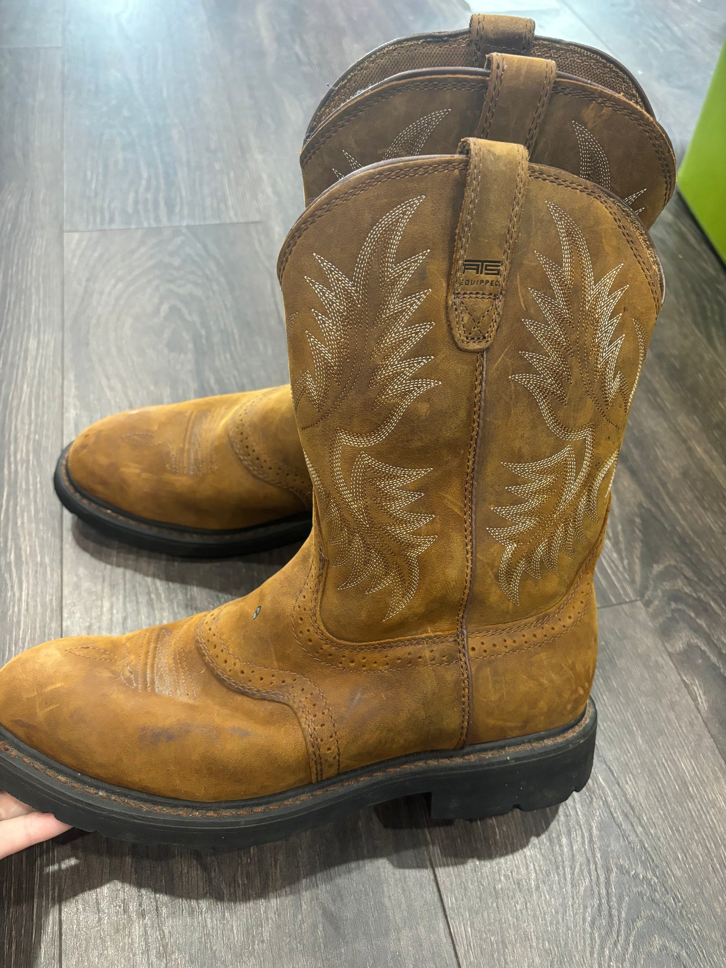 Ariat size 12 retails $170